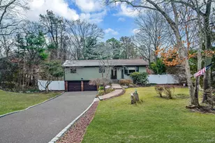 76 Hollywood Ave, Selden, NY 11784 - Photo 5