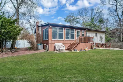 76 Hollywood Avenue, Selden, NY 11784 - Photo 11