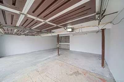 76 Hollywood Avenue, Selden, NY 11784 - Photo 39