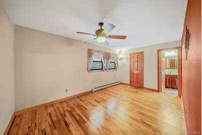 76 Hollywood Avenue, Selden, NY 11784 - Photo 27