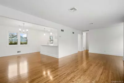 319 Wagner Avenue, Mamaroneck, NY 10543 - Photo 3