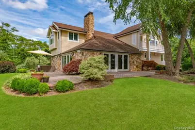 27 W Tiana Road, Hampton Bays, NY 11946 - Photo 21