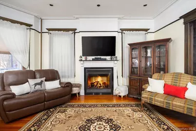 225 Beach 120th Street, Rockaway Park, NY 11694 - Photo 13