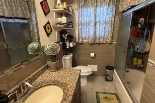 200 Hancock St, Brentwood, NY 11717 - Photo 7