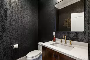 9 Brittany Ln, New Rochelle, NY 10805 - Photo 15