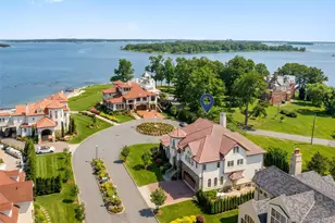 9 Brittany Ln, New Rochelle, NY 10805 - Photo 37