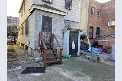 8621 59th Avenue, Elmhurst, NY 11373 - Photo 3