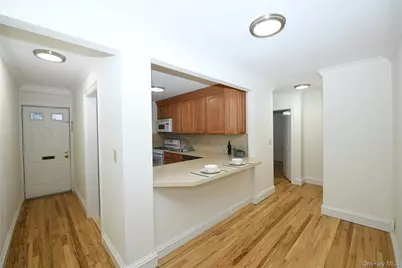 590 Bedford #7, Pleasantville, NY 10570 - Photo 3