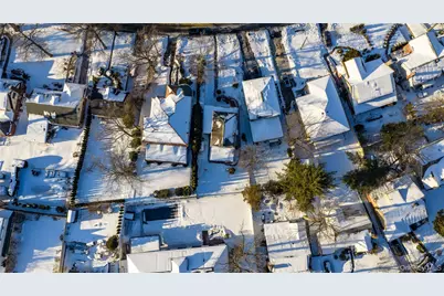 19512 McLaughlin Avenue, Hollis, NY 11423 - Photo 3