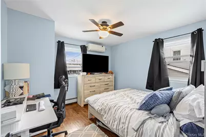 36 Hart Street, Farmingdale, NY 11735 - Photo 17