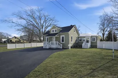 78 Roslyn Street, Islip Terrace, NY 11752 - Photo 1