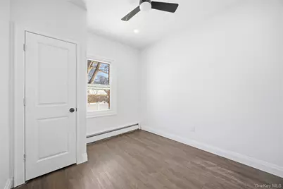 78 Roslyn Street, Islip Terrace, NY 11752 - Photo 5