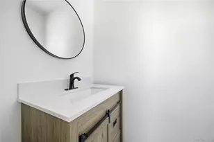 78 Roslyn St, Islip Terrace, NY 11752 - Photo 23