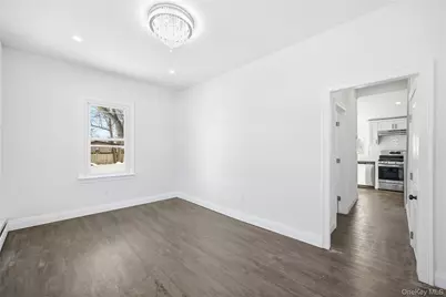 78 Roslyn Street, Islip Terrace, NY 11752 - Photo 3