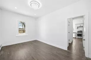 78 Roslyn St, Islip Terrace, NY 11752 - Photo 3