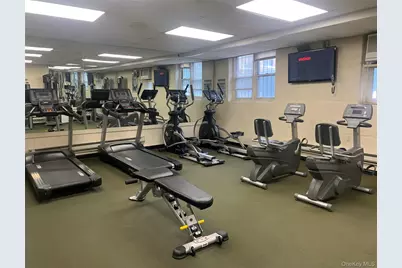 54-40 Little Neck Parkway #6M, Little Neck, NY 11362 - Photo 23