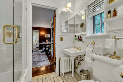 259 Lakeview Avenue W, Brightwaters, NY 11718 - Photo 41