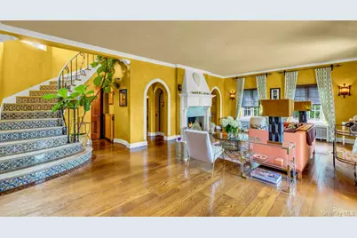 259 Lakeview Avenue W, Brightwaters, NY 11718 - Photo 25