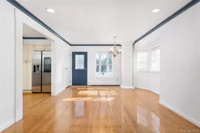 34 Shinnecock Avenue, East Quogue, NY 11942 - Photo 5