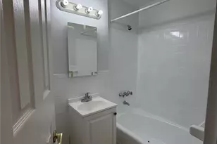 92-29 Lamont Ave, Elmhurst, NY 11373 - Photo 7