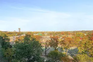 61-20 Grand Central Pkwy, Forest Hills, NY 11375 - Photo 13