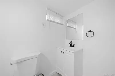 193 N Arizona Road, West Babylon, NY 11704 - Photo 31