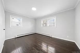 193 N Arizona Rd, West Babylon, NY 11704 - Photo 9