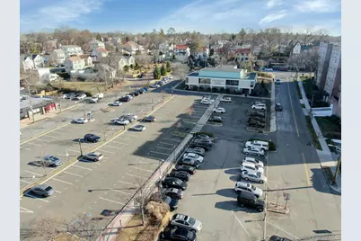 434 White Plains Road, Eastchester, NY 10709 - Photo 9