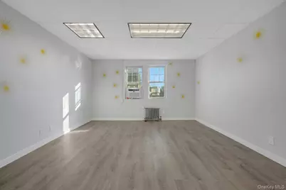 434 White Plains Road, Eastchester, NY 10709 - Photo 3