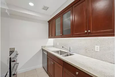 10 City Place #3D, White Plains, NY 10601 - Photo 11