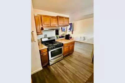 71 Macarthur Avenue, Brentwood, NY 11717 - Photo 5