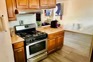 71 Macarthur Ave, Brentwood, NY 11717 - Photo 5