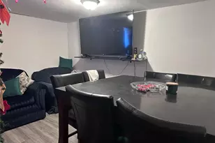 71 Macarthur Ave, Brentwood, NY 11717 - Photo 17