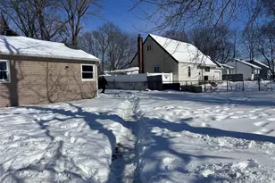 71 Macarthur Ave, Brentwood, NY 11717 - Photo 19