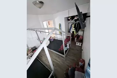 71 Macarthur Avenue, Brentwood, NY 11717 - Photo 17