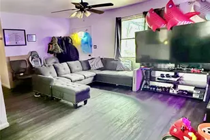 71 Macarthur Ave, Brentwood, NY 11717 - Photo 9