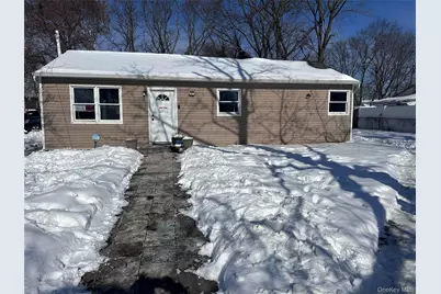 71 Macarthur Avenue, Brentwood, NY 11717 - Photo 1