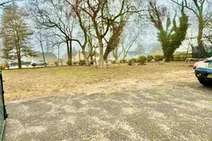 71 Macarthur Ave, Brentwood, NY 11717 - Photo 25