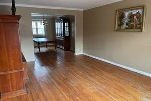 147-27 76th Rd, Kew Gardens, NY 11367 - Photo 3