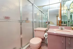 28 Polo Rd, Great Neck, NY 11023 - Photo 21