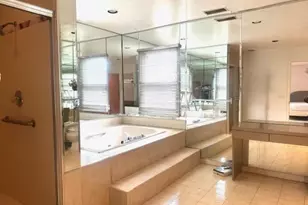 28 Polo Rd, Great Neck, NY 11023 - Photo 15