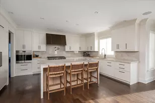 365 Split Rock Rd, Syosset, NY 11791 - Photo 13