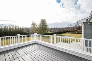 365 Split Rock Rd, Syosset, NY 11791 - Photo 25