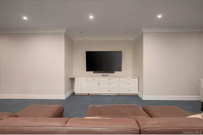 365 Split Rock Road, Syosset, NY 11791 - Photo 33