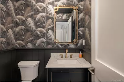 365 Split Rock Road, Syosset, NY 11791 - Photo 17