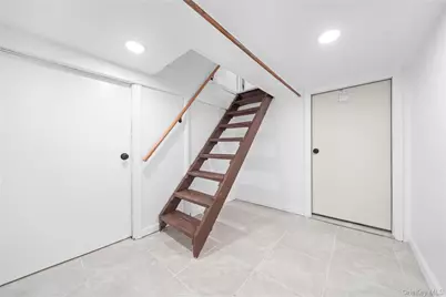 172 Juanita Avenue, Freeport, NY 11520 - Photo 29