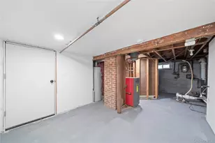 172 Juanita Ave, Freeport, NY 11520 - Photo 19