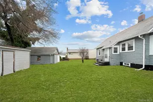 172 Juanita Ave, Freeport, NY 11520 - Photo 31