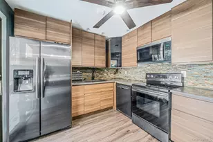 97 Drexelgate Ct, Middle Island, NY 11953 - Photo 11