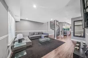 97 Drexelgate Ct, Middle Island, NY 11953 - Photo 5